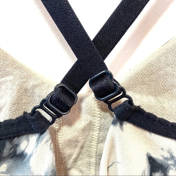 Lululemon Open Your Heart Marbled Granite Black 4 - Picture 9 of 12